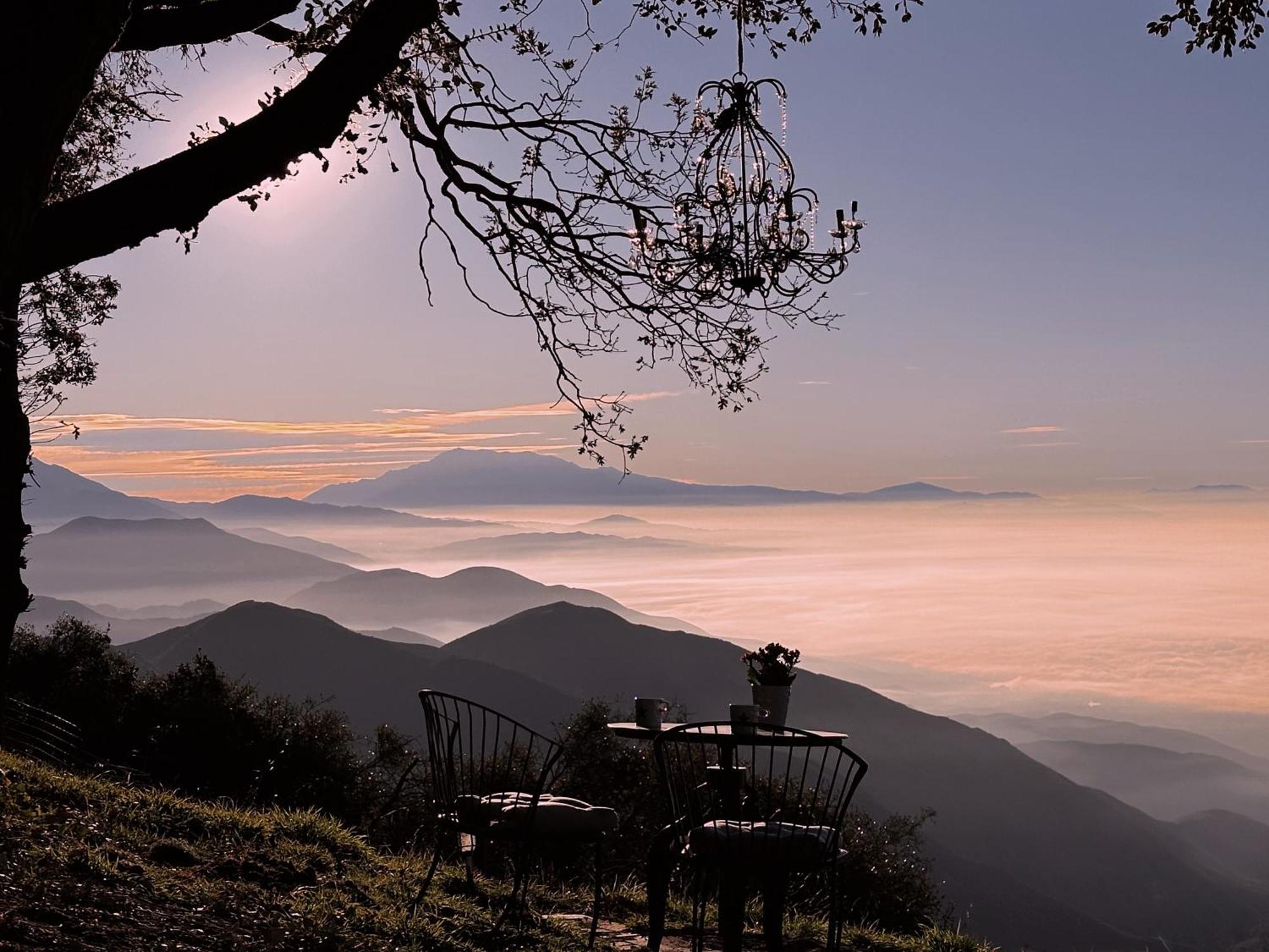 Crestline 100 Mile View-Fire Pit, Romantic, Peaceful, Private מראה חיצוני תמונה