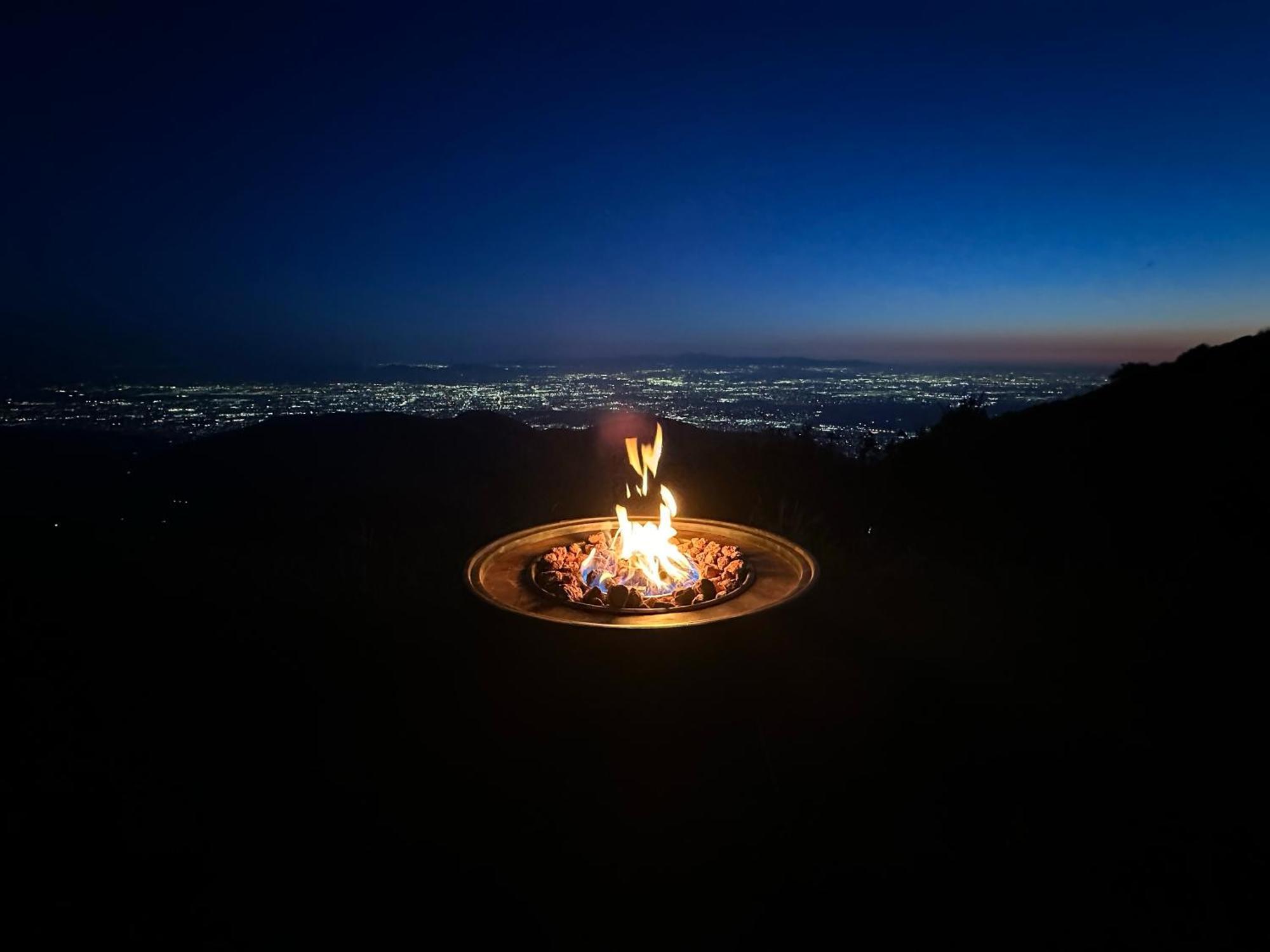 Crestline 100 Mile View-Fire Pit, Romantic, Peaceful, Private מראה חיצוני תמונה
